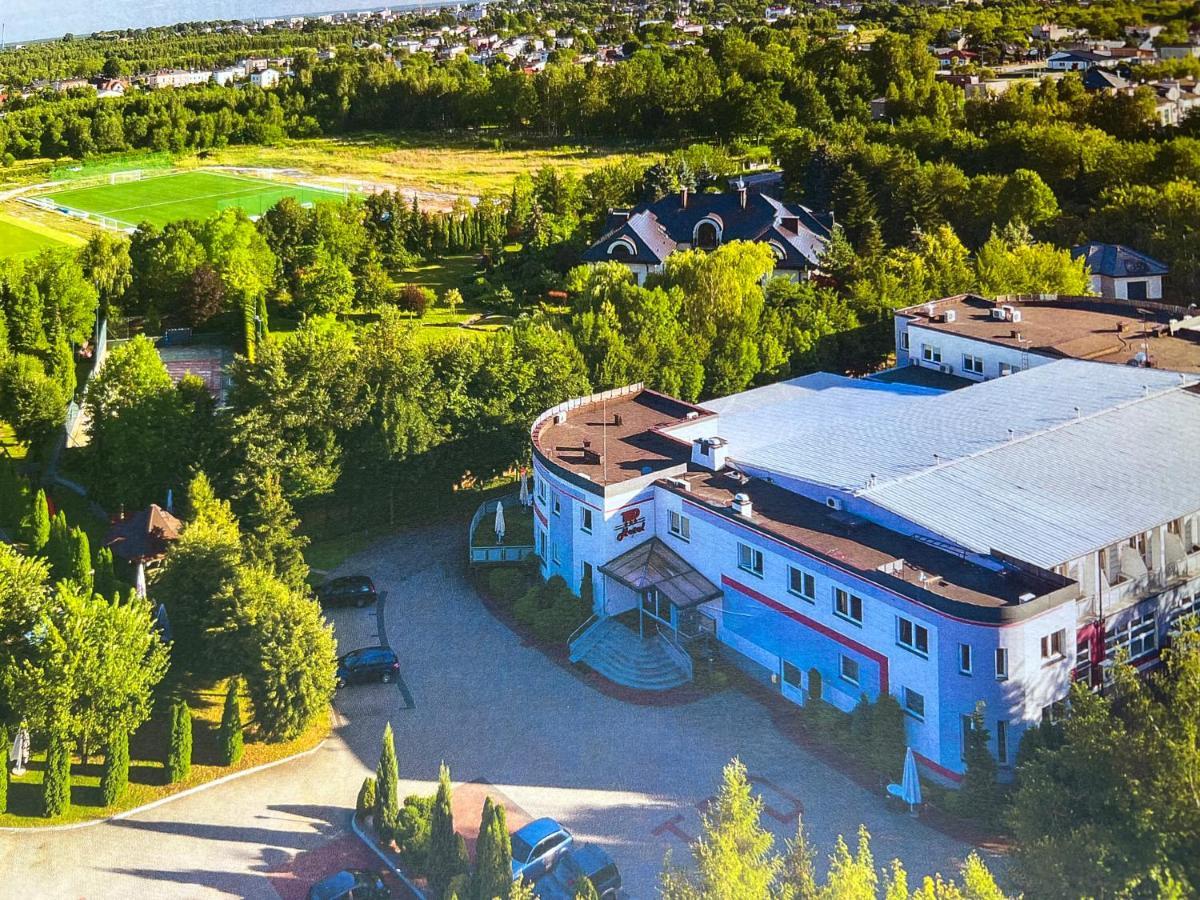 Hotel Soccer Sport Радомско Екстериор снимка